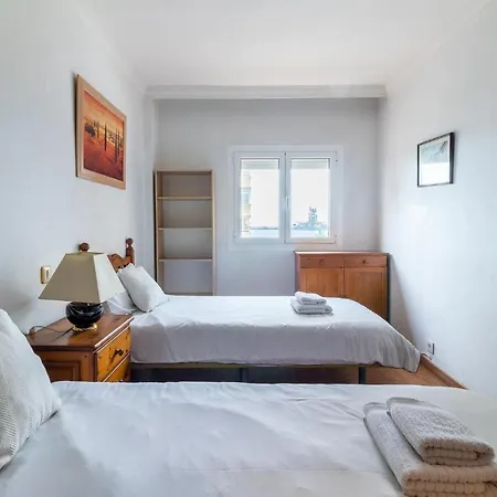 Flatguest Carvajal Apartman *
